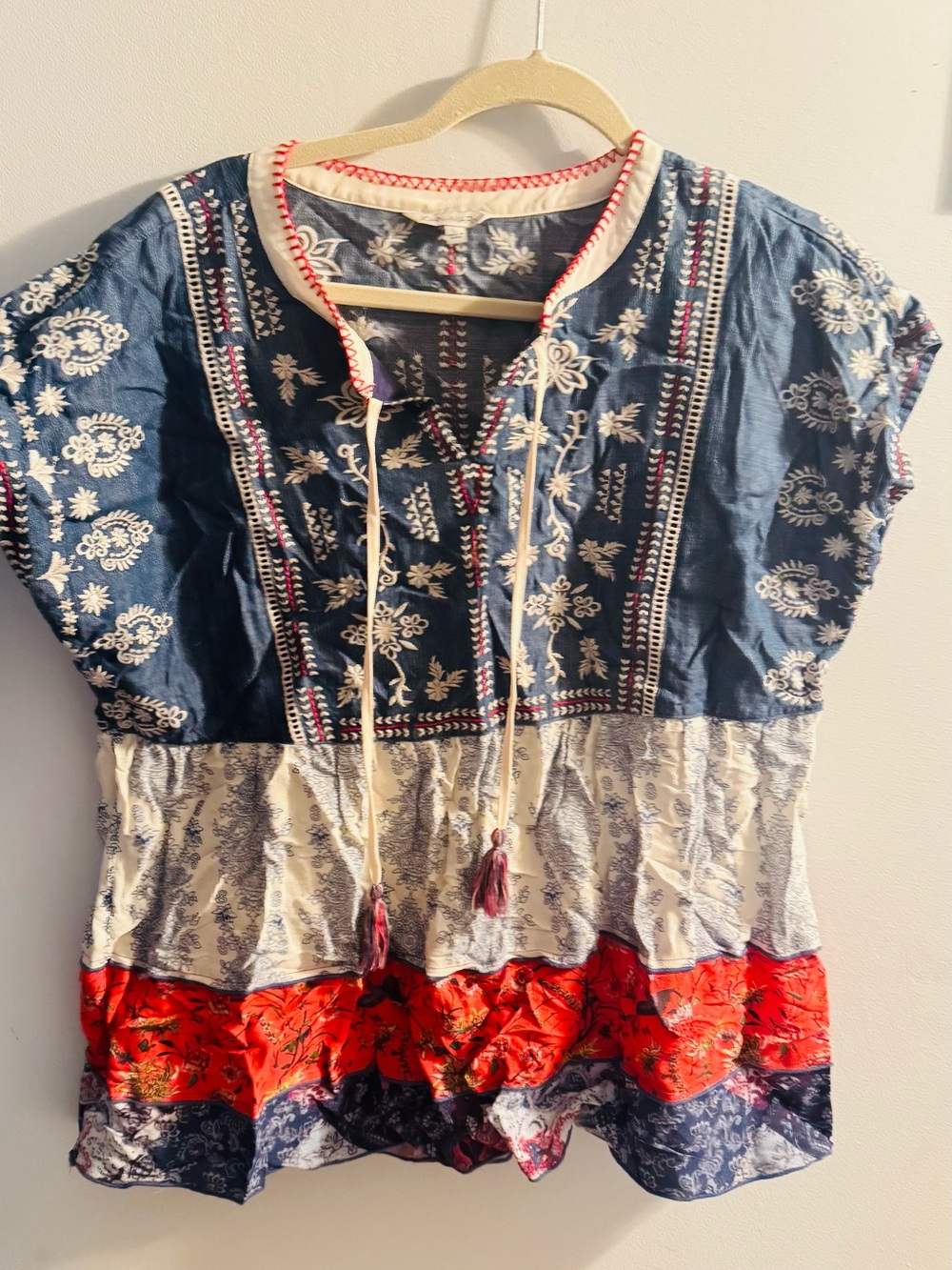 John Mark Women's L Multicolor Embroidered Tunic Top Boho Floral Print like new